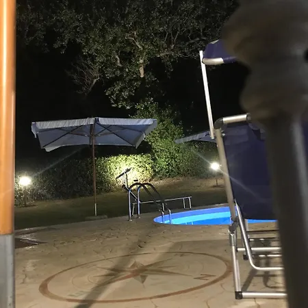 Cerquatonda Apartament *