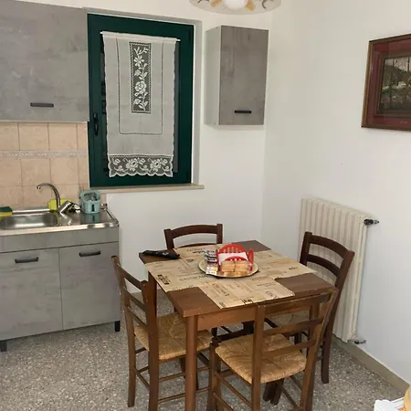 Apartament Cerquatonda