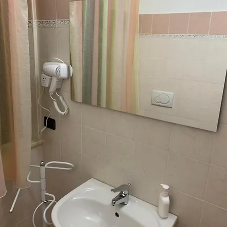 Cerquatonda * Montalto delle Marche