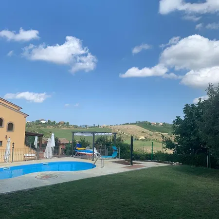 Apartament Cerquatonda